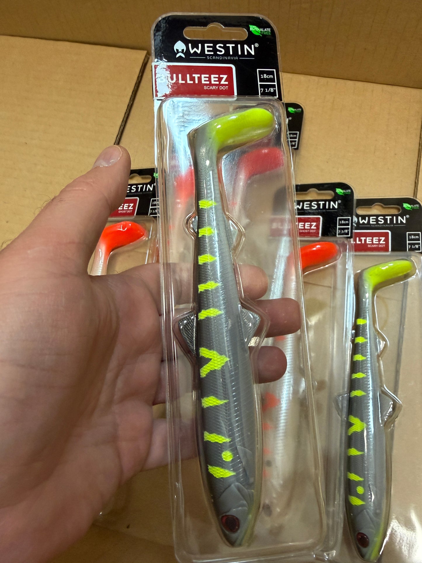 LIMITOWANY ! Guma Westin BullTeez Shadtail 18cm - Scary Dot /EDYCJA DRAPIEŻNIK/