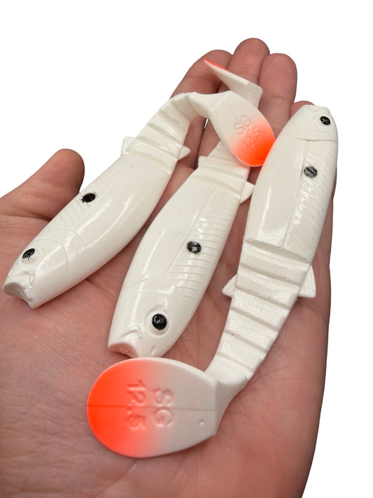 LIMITOWANY ! Guma Savage Gear Cannibal 12.5cm - White Dot /EDYCJA DRAPIEŻNIK/ 1szt