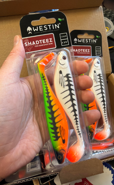 Zestaw 2SZT - Gumy Westin ShadTeez 12cm - Bone Series /Halloween 2026