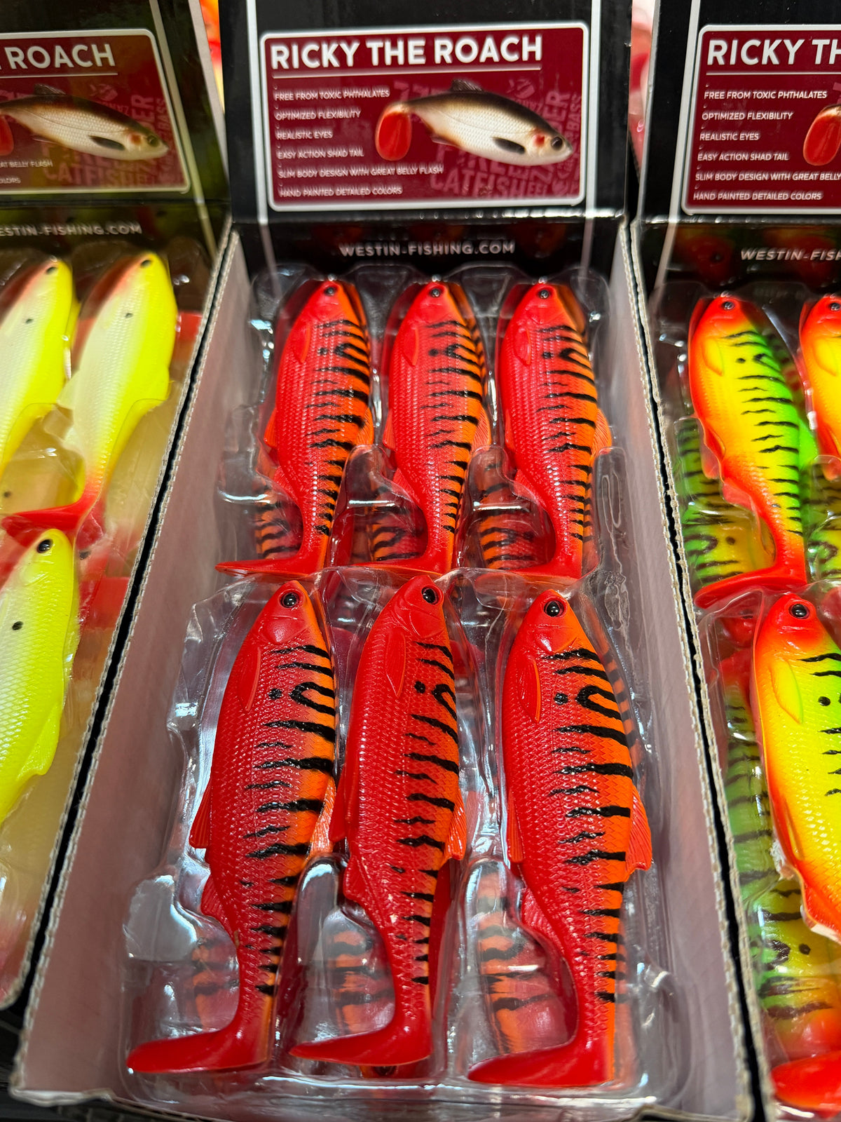LIMITOWANY ! Guma Westin Ricky The Roach 10cm - Flame Dot EDYCJA DRAPIEŻNIK 1szt